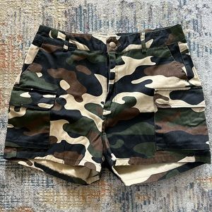 Camo Cargo Shorts With Pockets